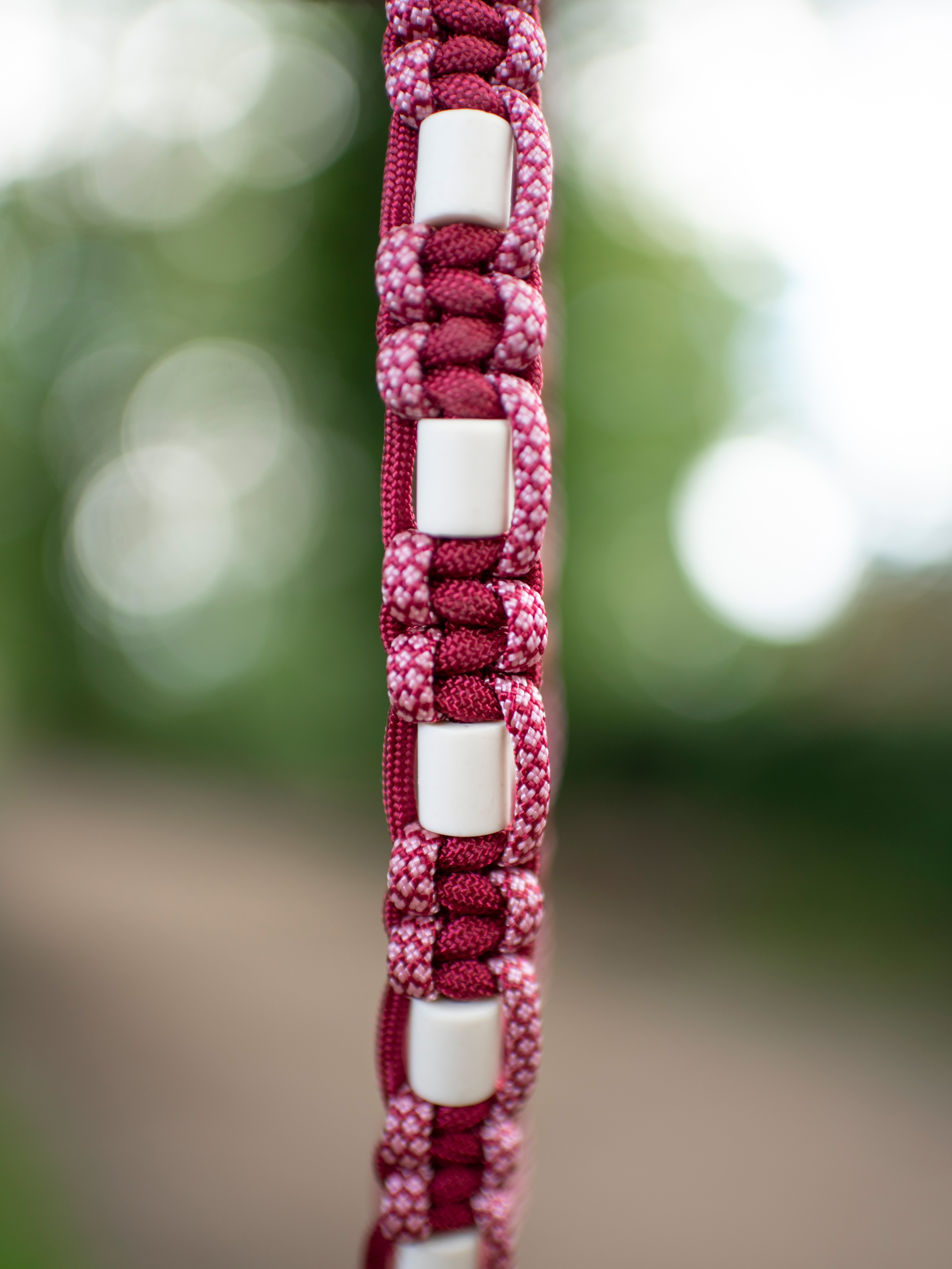 Tekenbandje_Burgundy-diamonds-1